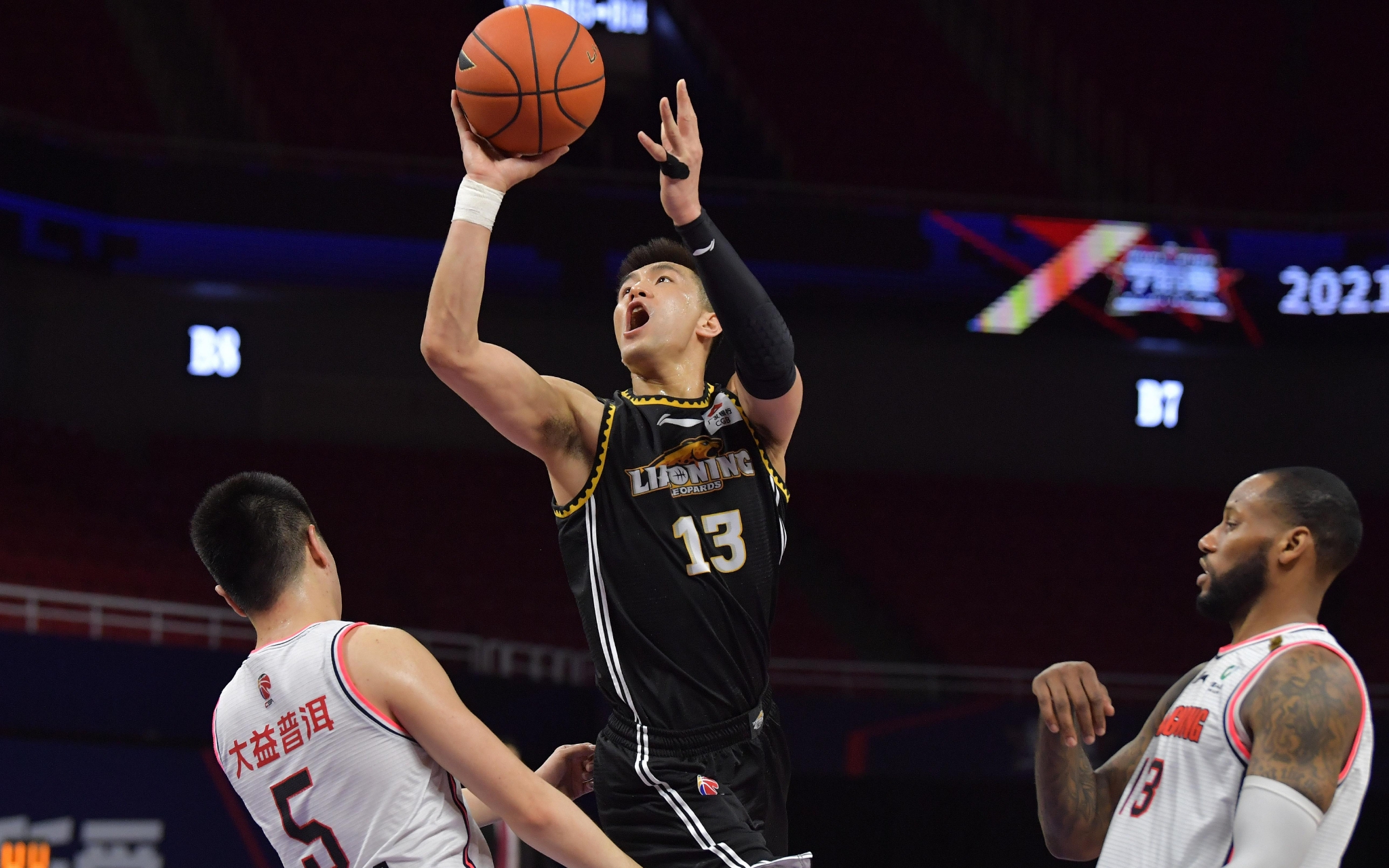 卡等也都是 卡等也都是